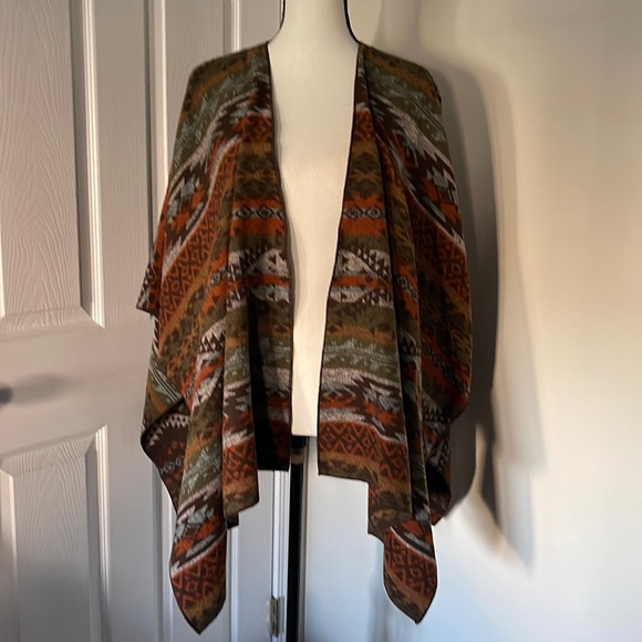 Denim & Co wrap shawl - Picture 1 of 3